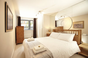 Chrome Apartment