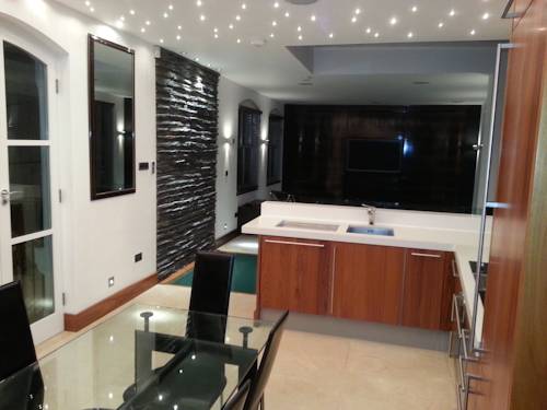 Knightsbridge House