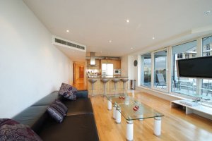 Little Rates Chelsea Harbour Apartments