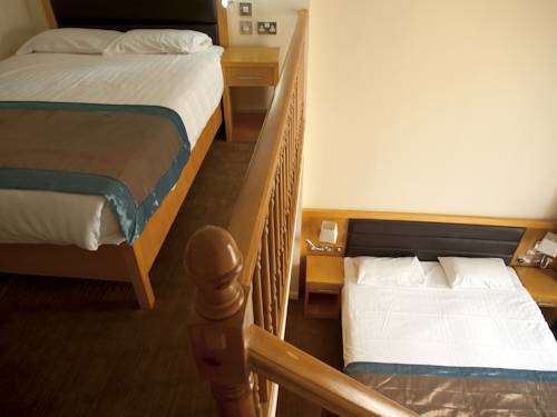 Cromwell Crown Hotel