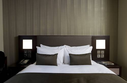 Lorne Hotel