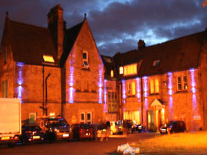 Bluebird Hotel