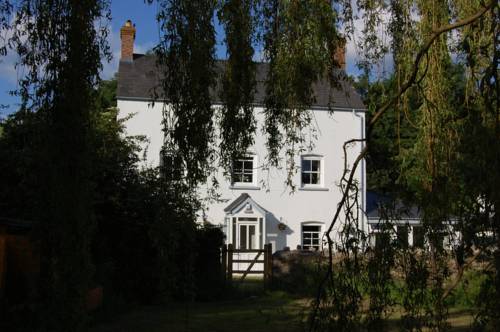 Llansabbath Country House