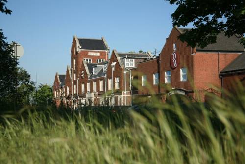 Ramada Farnham in 