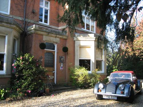 Treherne House and The Malvern Retreat
