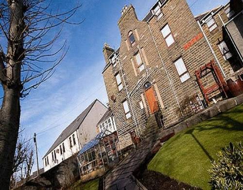 Nethercliffe Hotel