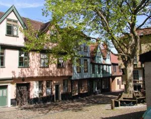 Elm Hill Apartments