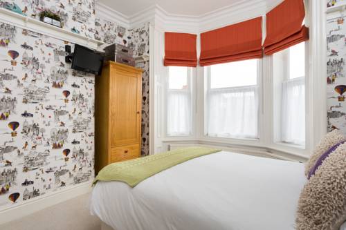 Holmlea Guest House