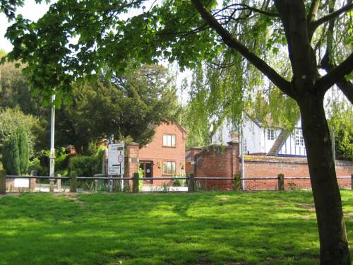 Yew Tree Guest House Bed and Breakfast