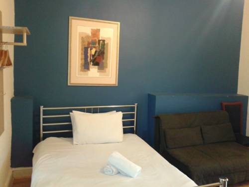 Kings Head Apartments