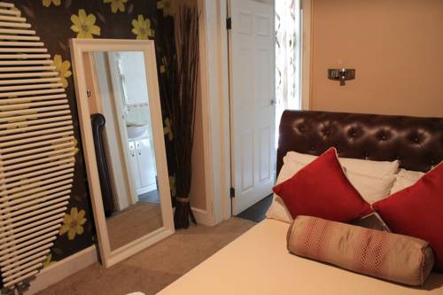 Skylark Guest House