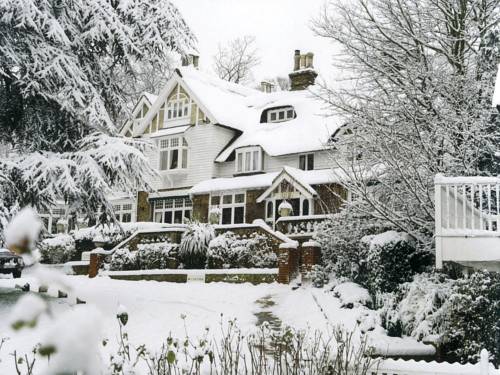 Rowhill Grange Hotel and Utopia Spa