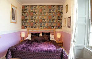 Edinburgh Castle Apartments