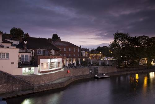 Sir Christopher Wren Hotel and Spa