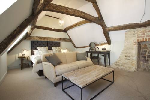 Hotels In Cirencester Bed Breakfast Uk Com 4 Kings Head Hotel