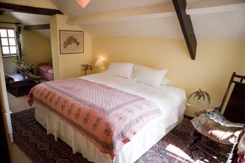 Higher Tideford Country House