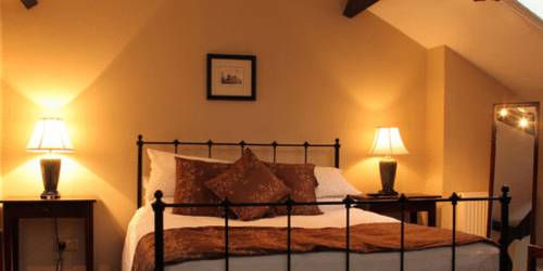 The Lamb And Lion Inn