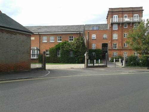 Riverview Apartment