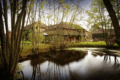 Crockstead Farm Hotel