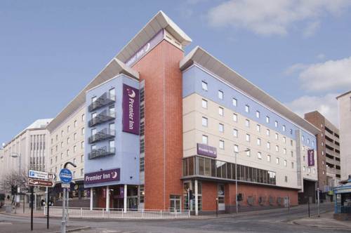Premier Inn Sheffield City Centre (Angel St)