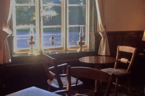 The Three Horseshoes