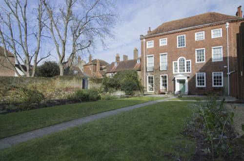 East Pallant Bed and Breakfast