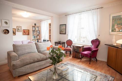 Vive Unique - West Kensington Apartment