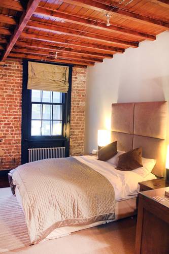Studio Apartment John Street