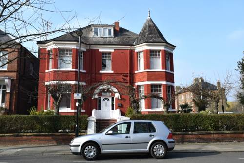 Charlies Hotel