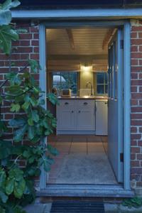 Little House B and B