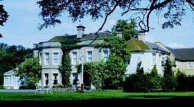 Woodland Manor Hotel