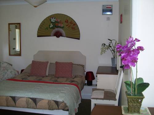 Brookside Studio Cottage