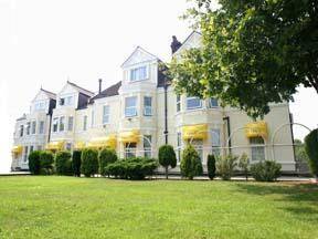 Croydon Court Hotel