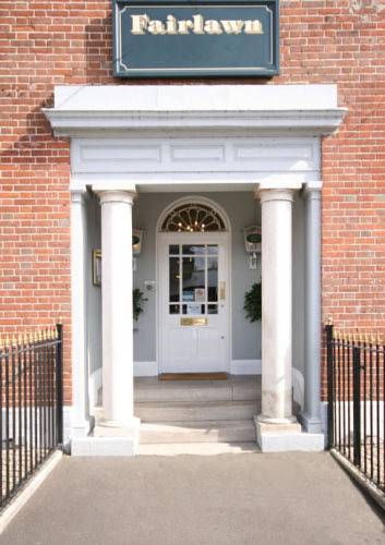 Fairlawn House