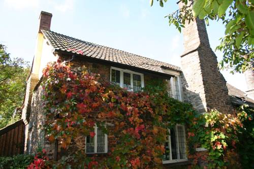 Tudor Cottage