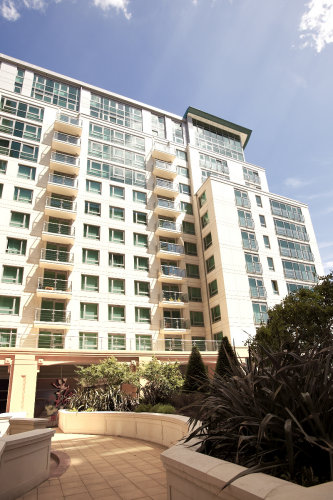 Albert Serviced Apartment