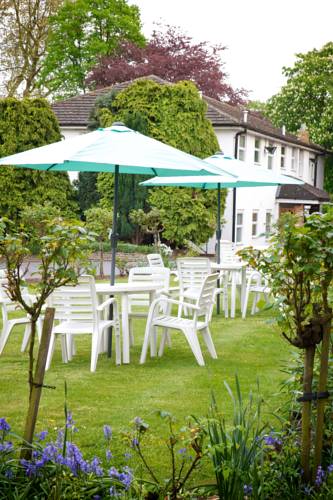 Walton Cottage Hotel