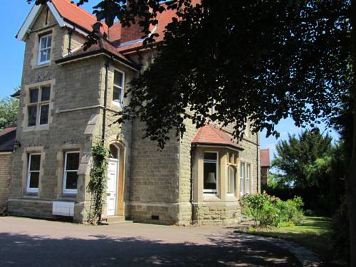 Hotels Accommodation Near Worcester Centre Avenue Road Malvern Hereford And Worcester Wr143ay