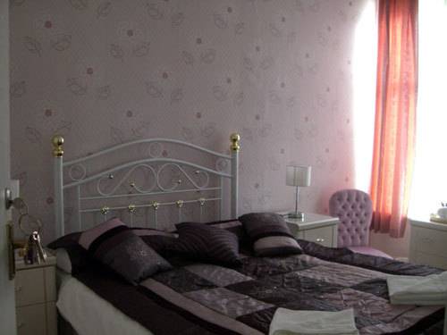 Shirley Hotel
