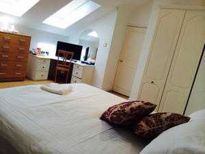 Spacious Rooms London Regents Park