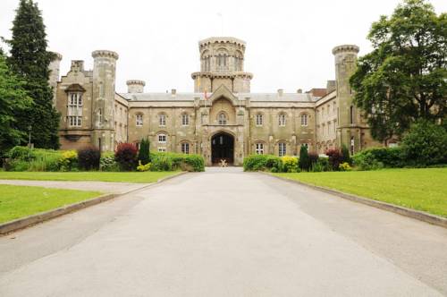 Studley Castle