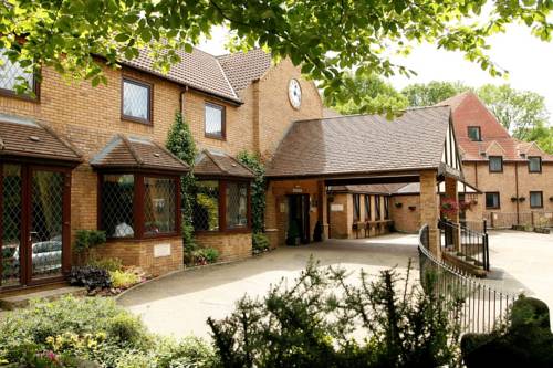 Hunting Lodge