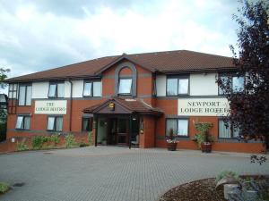 Newport Lodge Hotel