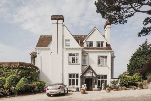Merchants Manor