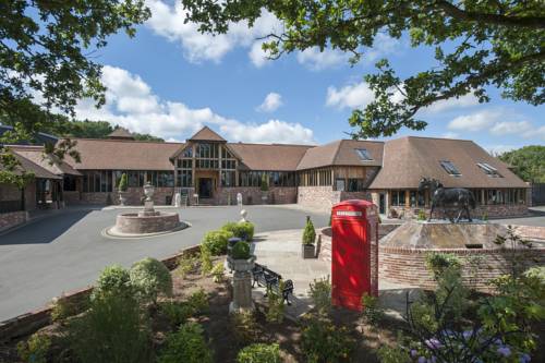 Hotels Accommodation Near Blackmoor Golf Club Bordon Old Thorns Manor Hotel Golf And Country Estate