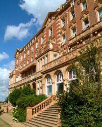 The Queens Hotel