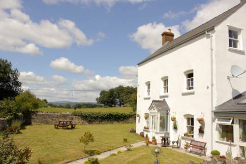 Llansabbath Country House BandB