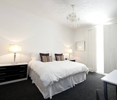 Camden Regents Apartments