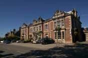 Lovat Arms Hotel