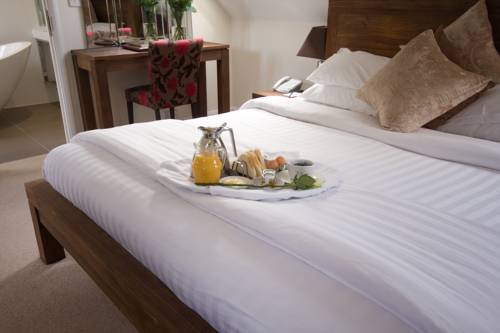 Crouchers Restaurant and Hotel